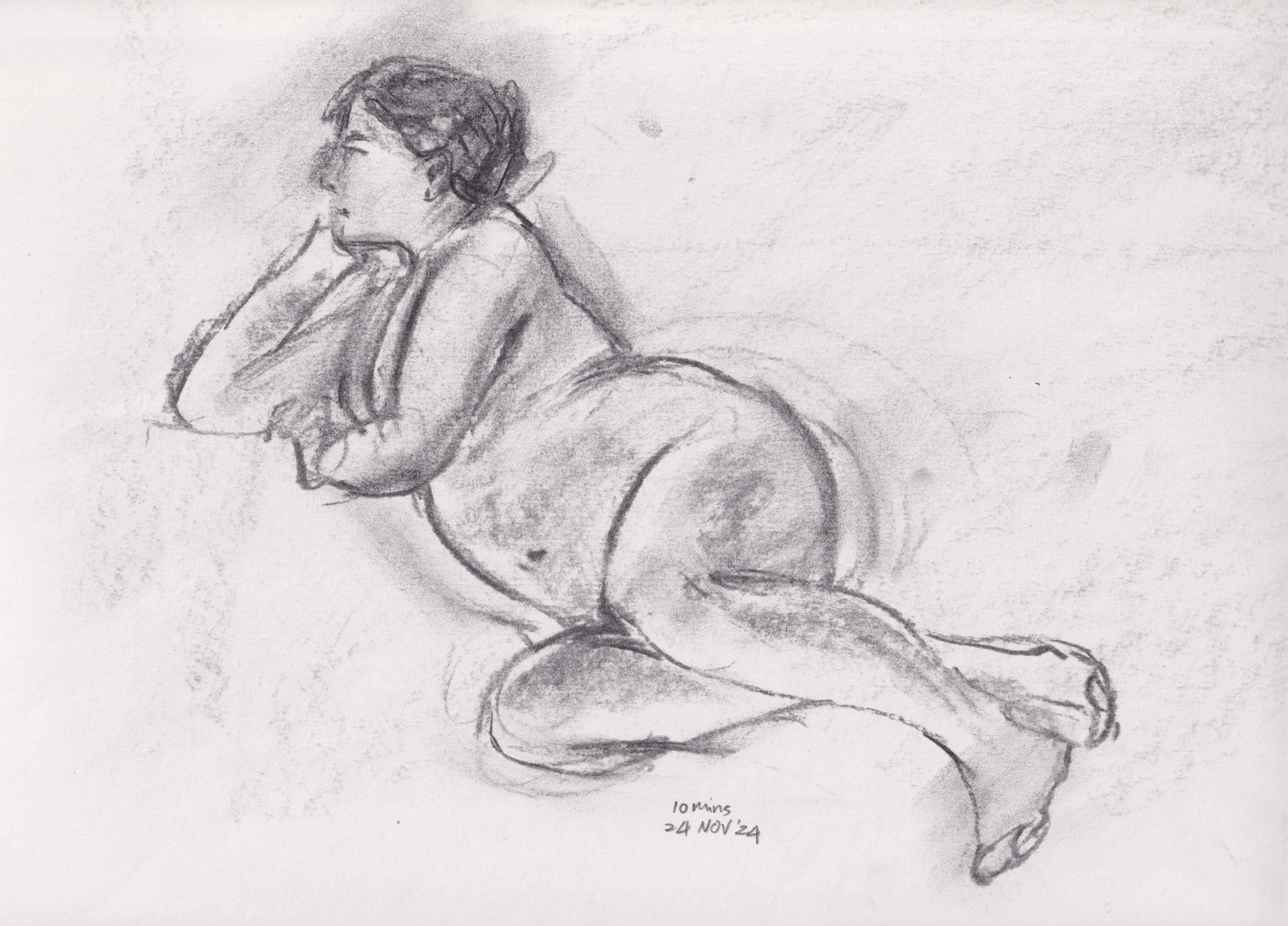  Charcoal sketch of nude woman